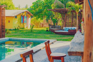 Poolside bar