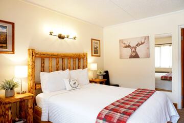 Moose Creek Inn