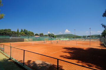 Tennis court