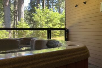 Private spa tub