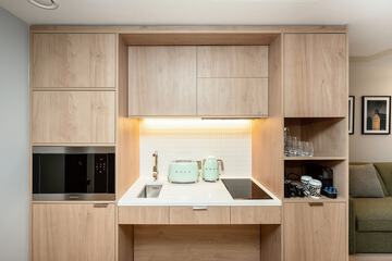 Private kitchenette