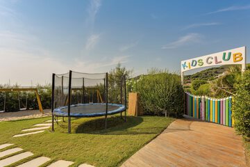 Children's play area - outdoor