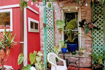 Hotel Exterior 48 of 53