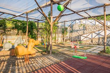 Children's play area - outdoor