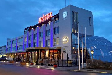 Front of property - evening/night