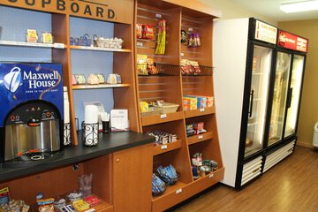 Breakfast/Coffee Service 35 of 41