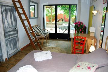Photo 44