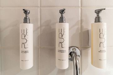Bathroom amenities
