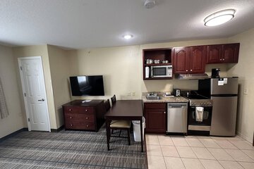 MainStay Suites Coralville - Iowa City