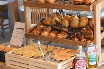 Breakfast area