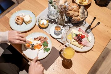 Breakfast meal
