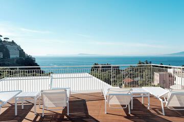 Sundeck