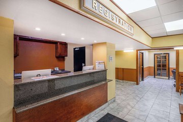 Hotel Interior 9 of 49