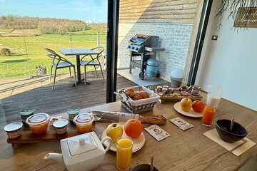 Breakfast meal
