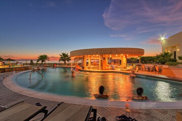 Poolside bar