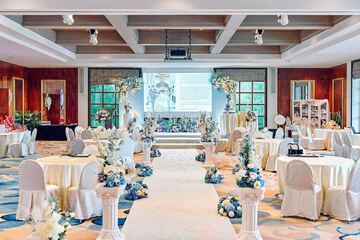 Indoor wedding