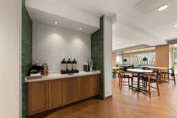 Breakfast/Coffee Service 38 of 43