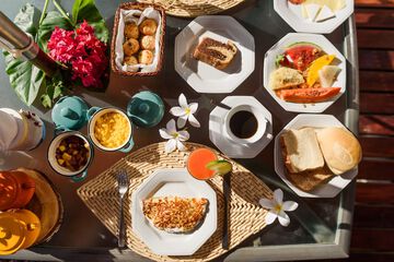 Breakfast meal