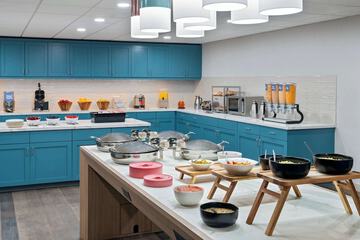 Breakfast/Coffee Service 34 of 44