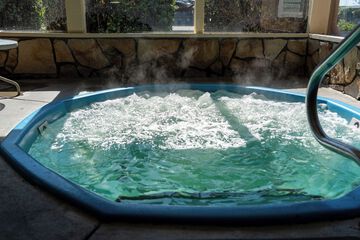 Indoor spa tub
