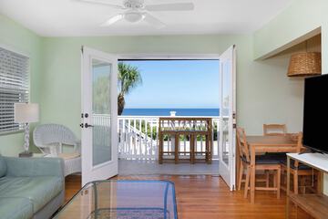 Beach/ocean view