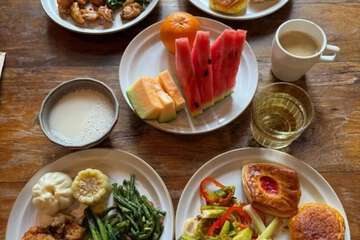 Breakfast meal