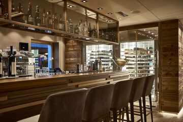 Snack bar