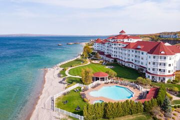 Inn at Bay Harbor Autograph Collection