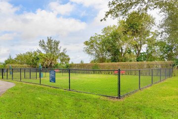 Pet-friendly amenities