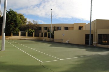 Tennis court