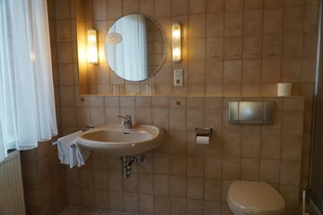 Bathroom sink