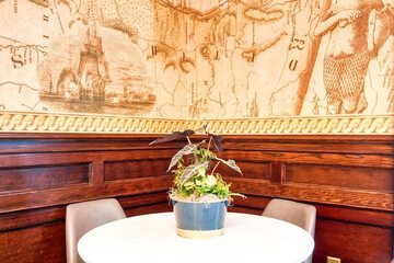 restaurant cafeteria