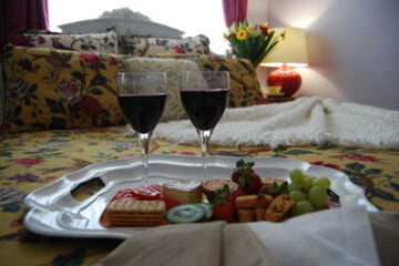 Room Service - Dining