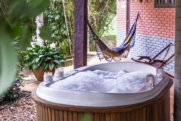 Private spa tub