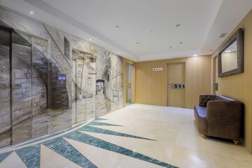 Elevator