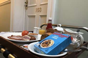 Breakfast meal