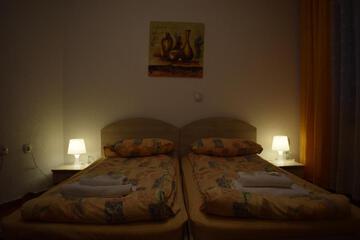 Photo 68