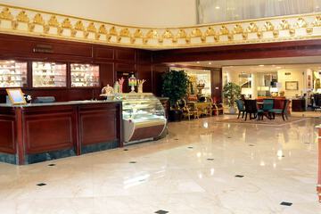 Coffee shop