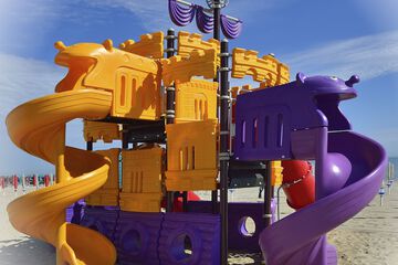 Children's play area - outdoor