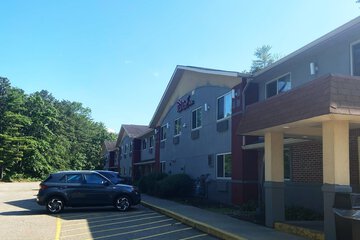 Red Roof Inn Queensbury
