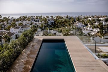 Rooftop pool