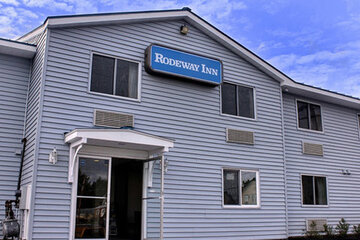 Watertown Rodeway Inn