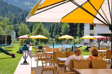 Sundeck