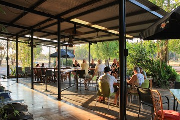 Snack bar