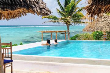 Infinity pool