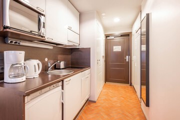 Private kitchenette