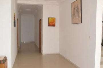 hotel_rooms
