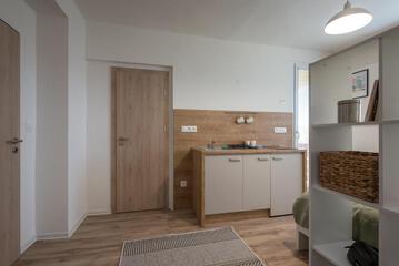 Photo 33