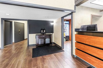 Hotel Interior 8 of 36