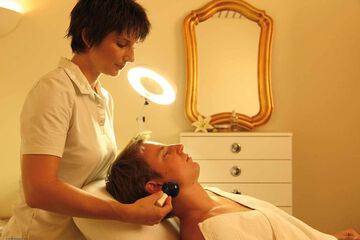Facial